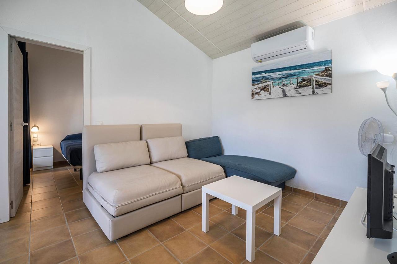 La Casita Azul - Mayores De 25 Chiclana de la Frontera Exteriör bild