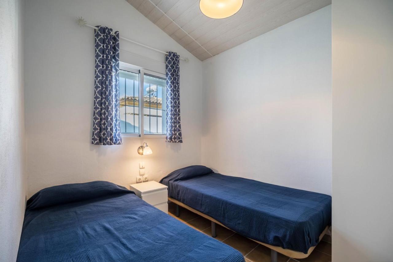 La Casita Azul - Mayores De 25 Chiclana de la Frontera Exteriör bild